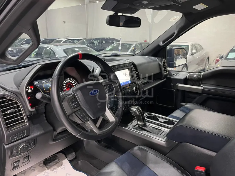 2020 فورد اف 150 رابتور