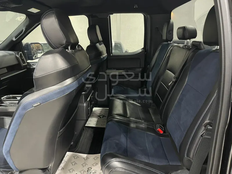 2020 فورد اف 150 رابتور