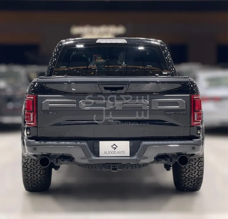 2020 فورد اف 150 رابتور