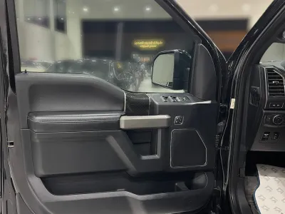 2020 فورد اف 150 رابتور