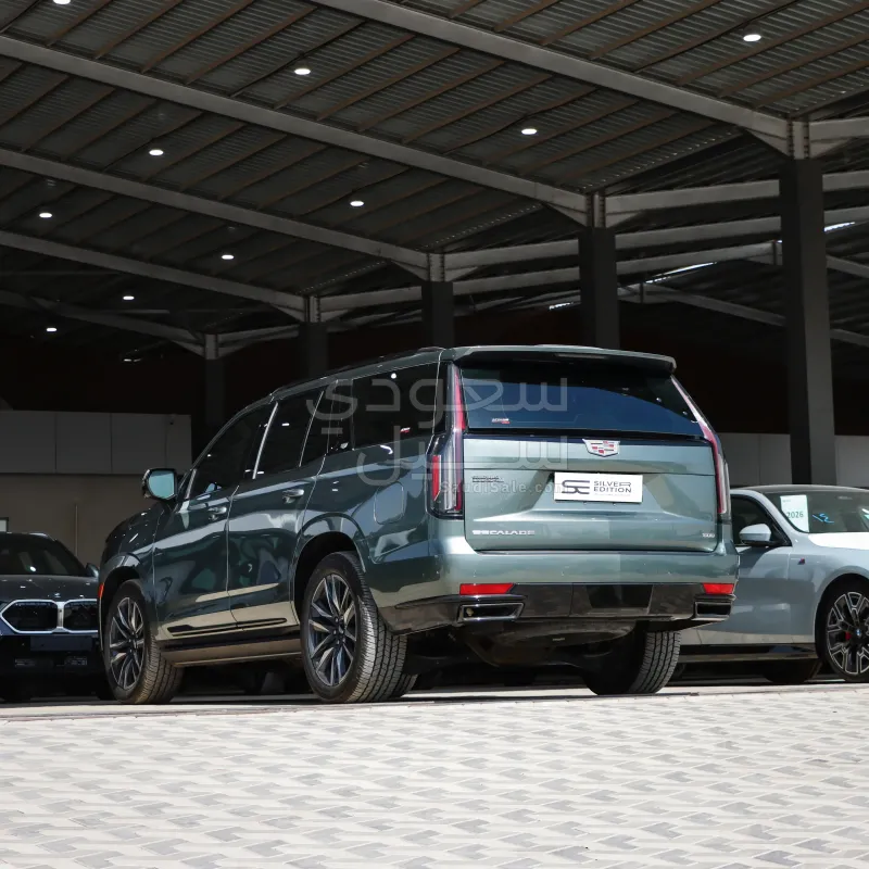 2023 كاديلاك اسكاليد