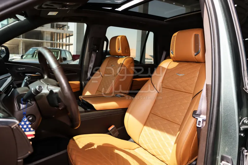 2023 كاديلاك اسكاليد