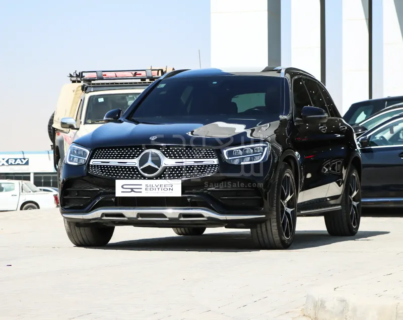 2021 مرسيدس - بنز جي إل سي 300
