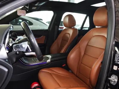 2021 مرسيدس - بنز جي إل سي 300