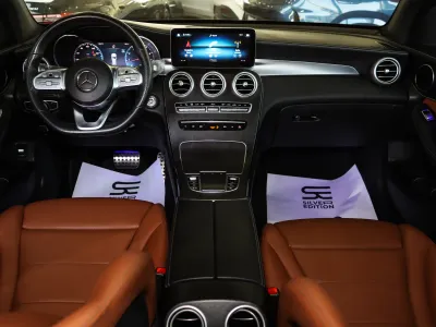 2021 مرسيدس - بنز جي إل سي 300