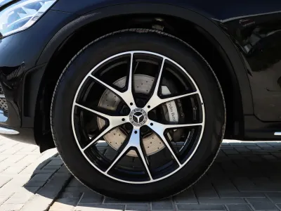 2021 مرسيدس - بنز جي إل سي 300