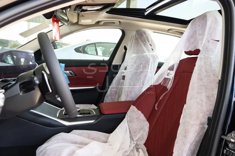 2025 بي ام دبليو الفئة الثالثة 325 أي