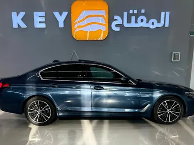 2023 BMW 5 Series 520i