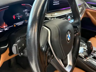 2023 BMW 5 Series 520i