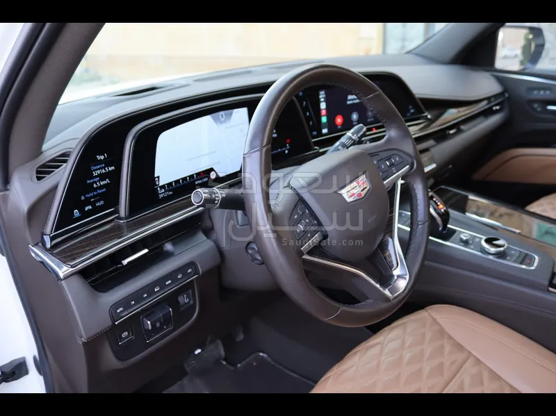 2021 كاديلاك اسكاليد سبورت