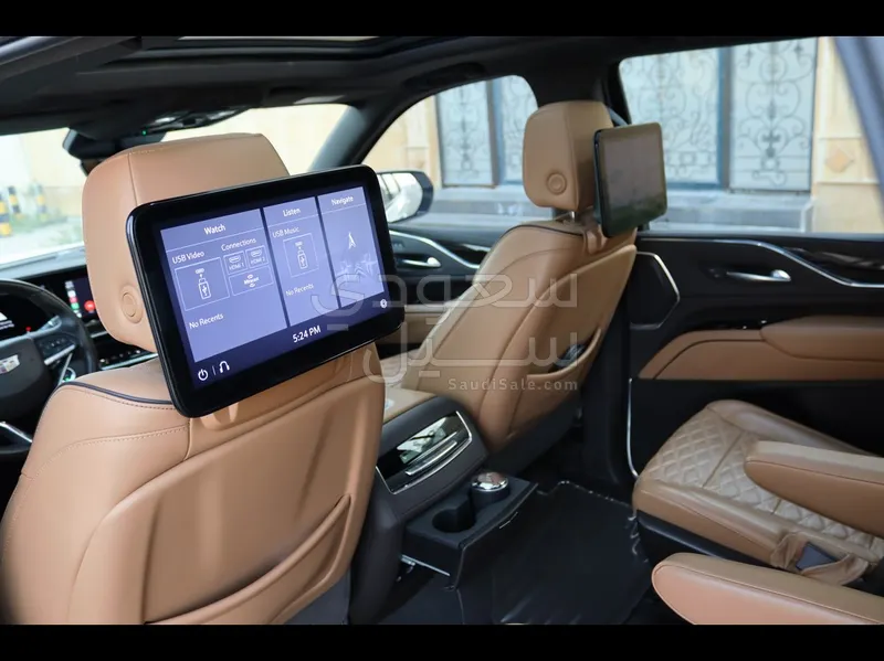 2021 كاديلاك اسكاليد سبورت