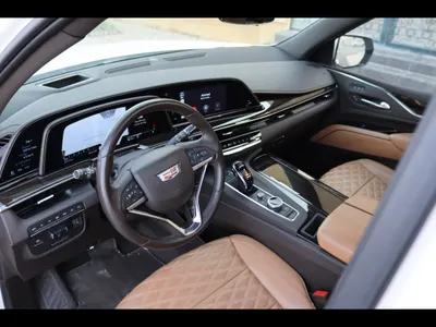 2021 كاديلاك اسكاليد سبورت