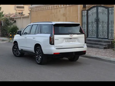 2021 كاديلاك اسكاليد سبورت