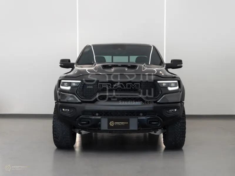 2024 دودج رام تي ار اكس