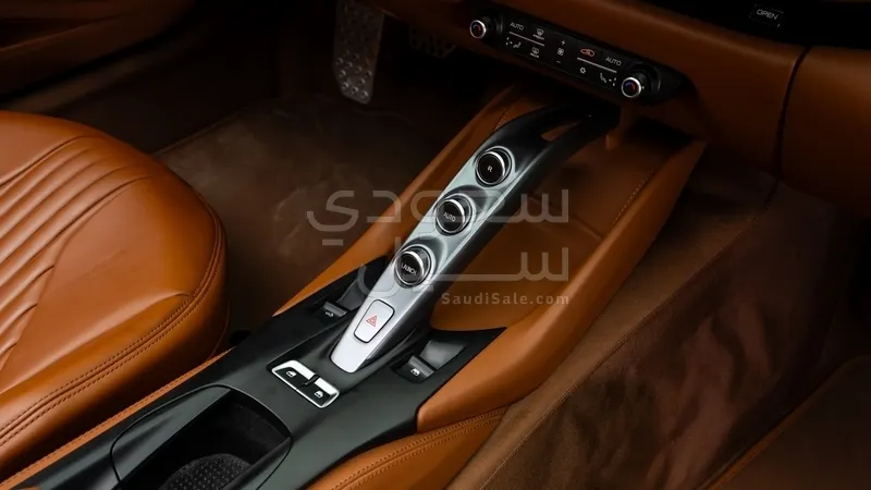 2021 فيراري 812 جي تي اس