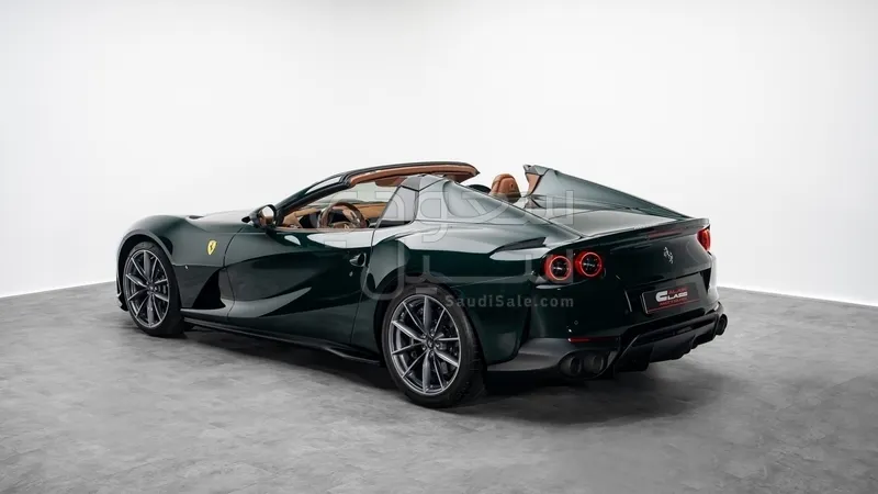 2021 فيراري 812 جي تي اس