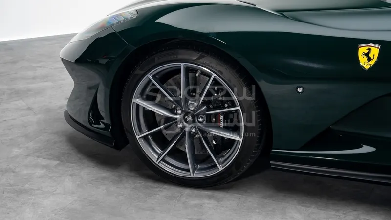 2021 فيراري 812 جي تي اس