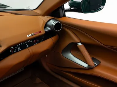 2021 فيراري 812 جي تي اس