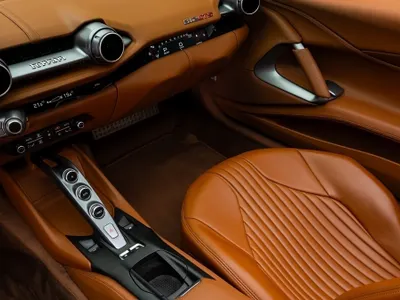 2021 فيراري 812 جي تي اس