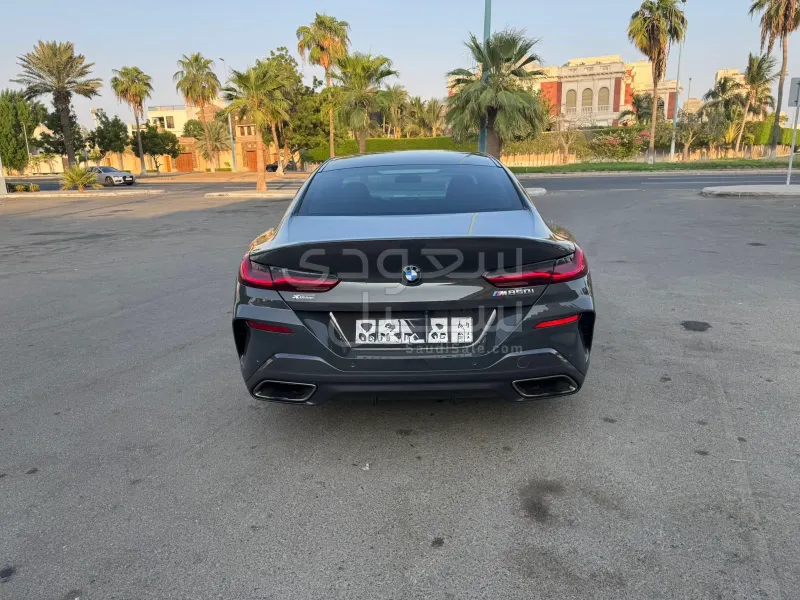 2021 بي ام دبليو الفئة الثامنة إم 850 أي