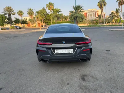 2021 بي ام دبليو الفئة الثامنة إم 850 أي