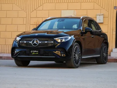 2025 Mercedes-Benz GLC 200