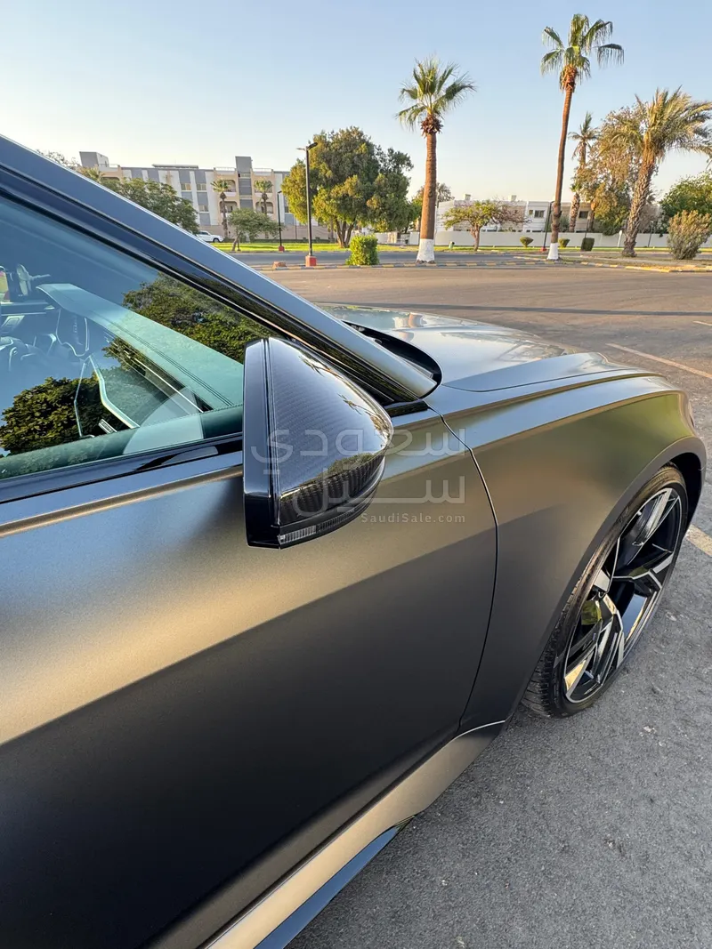 2021 اودي ار اس 6