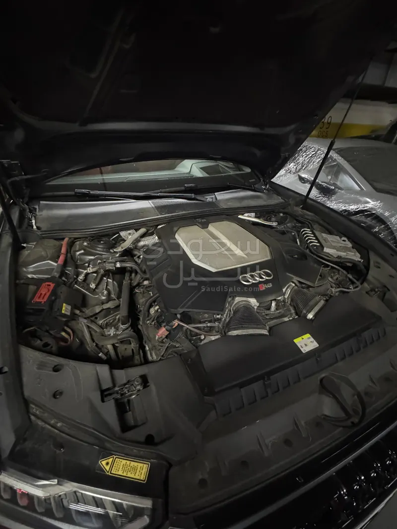 2021 اودي ار اس 6