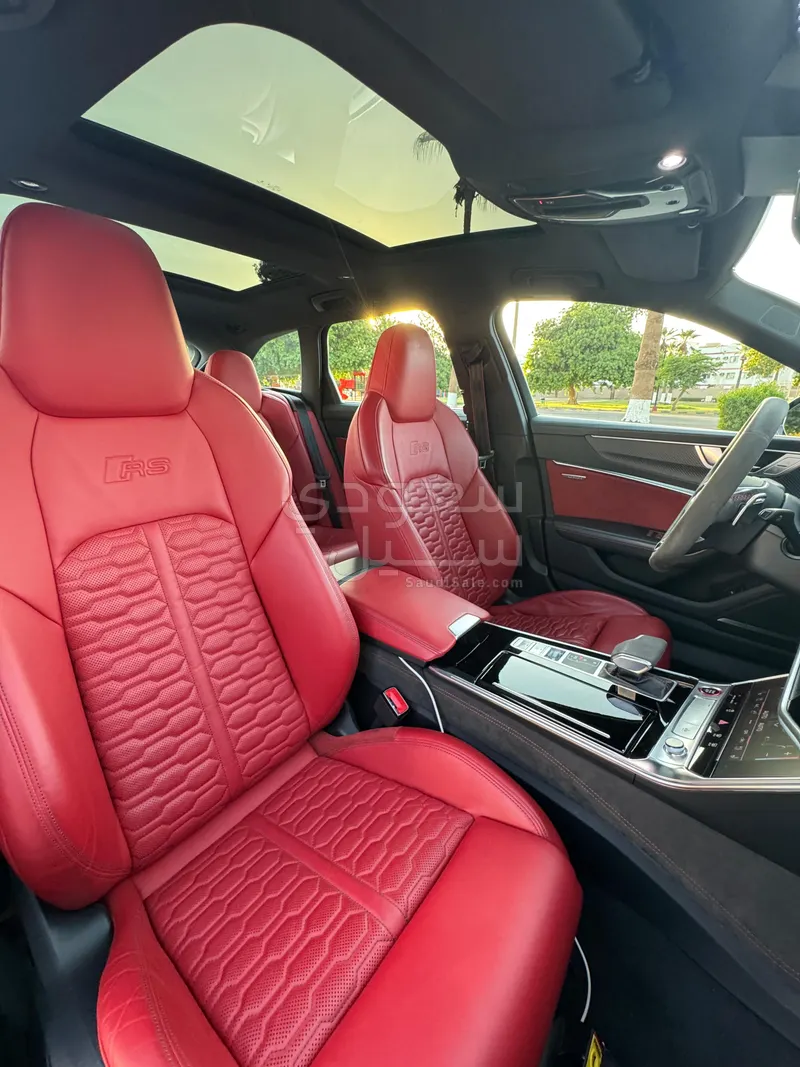 2021 اودي ار اس 6