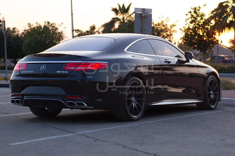 2016 Mercedes-Benz S 63 AMG