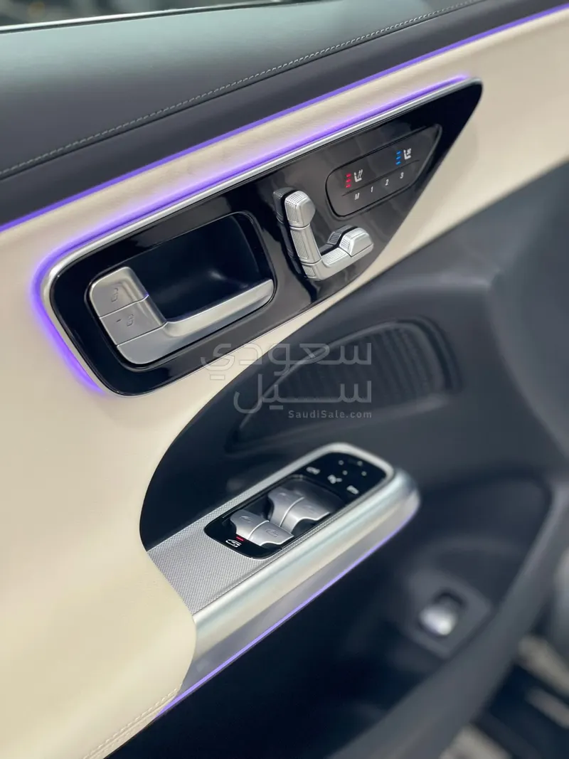 2025 Mercedes-Benz E 200