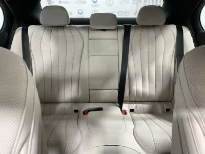 2025 Mercedes-Benz E 200