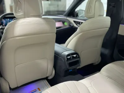 2025 Mercedes-Benz E 200