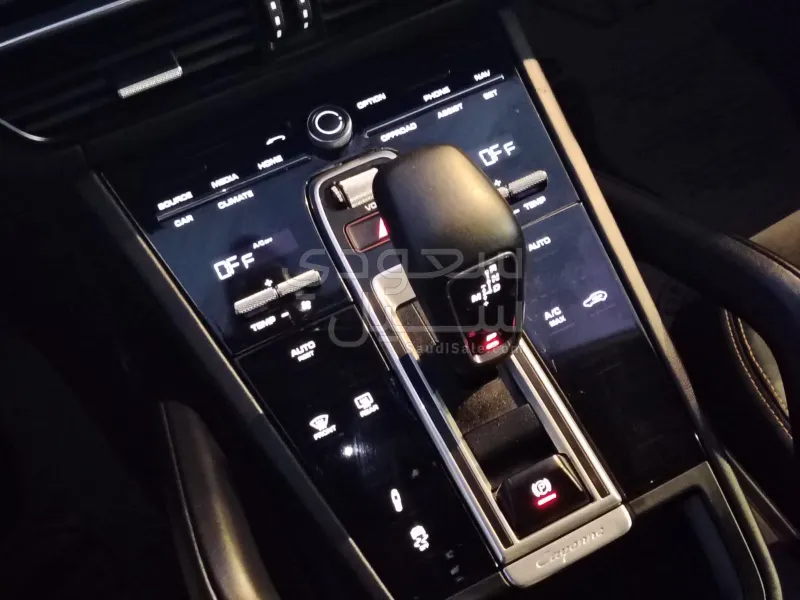 2022 Porsche Cayenne Coupe GTS