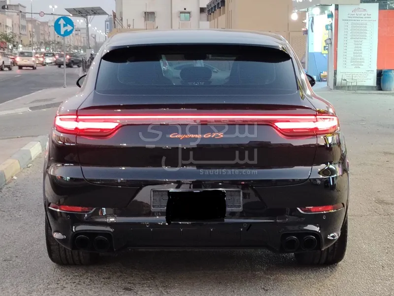 2022 Porsche Cayenne Coupe GTS