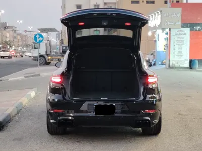 2022 Porsche Cayenne Coupe GTS