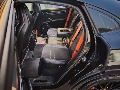 2022 Porsche Cayenne Coupe GTS