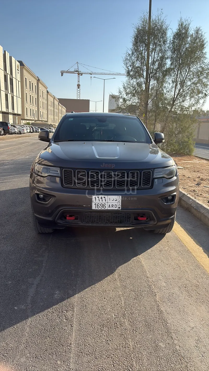2017 جييب جراند شيروكي تريل هوك