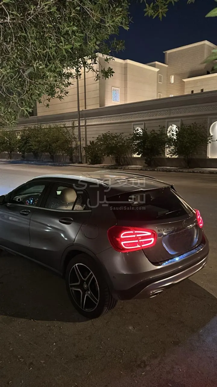 2016 مرسيدس - بنز جي إل إي 250 كوبيه