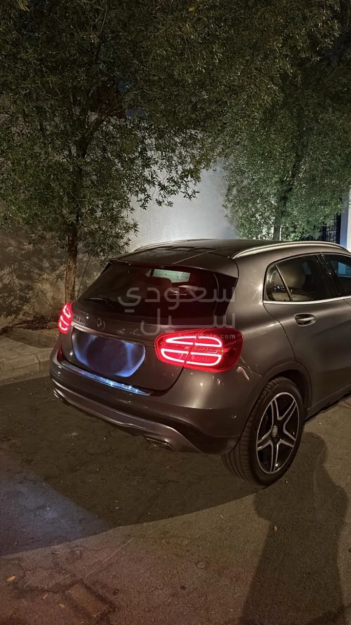 2016 مرسيدس - بنز جي إل إي 250 كوبيه