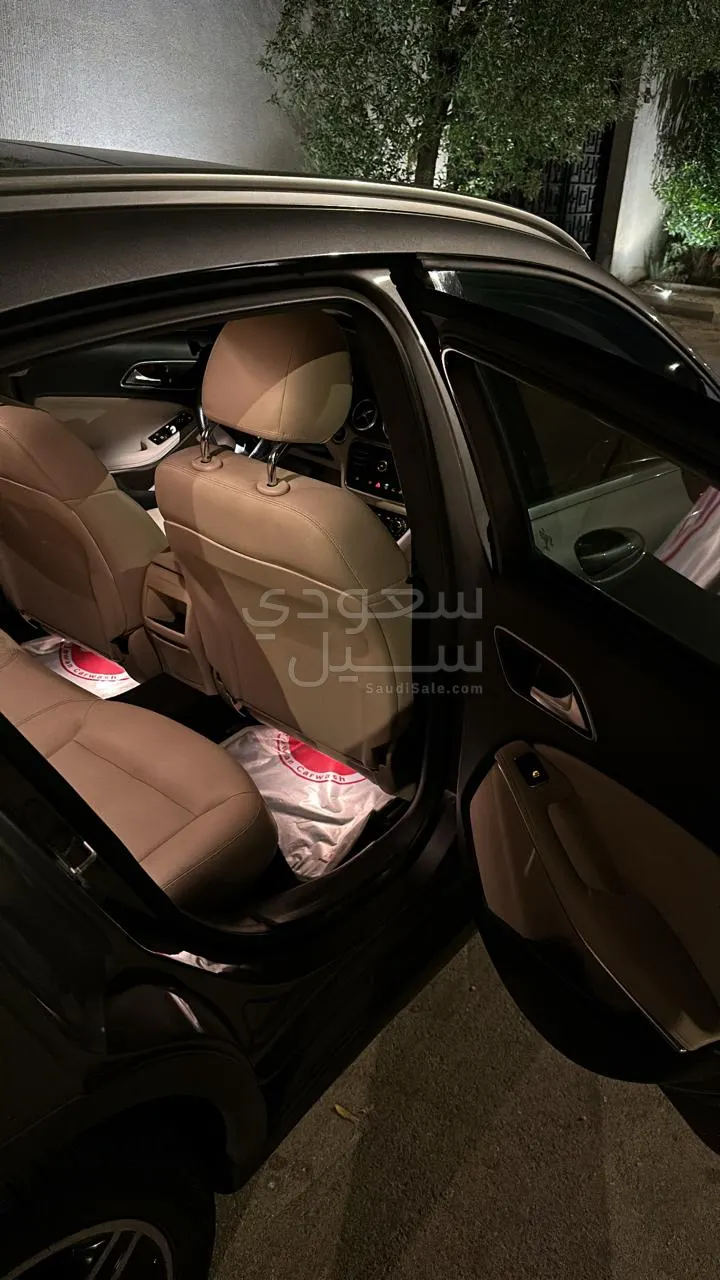 2016 مرسيدس - بنز جي إل إي 250 كوبيه