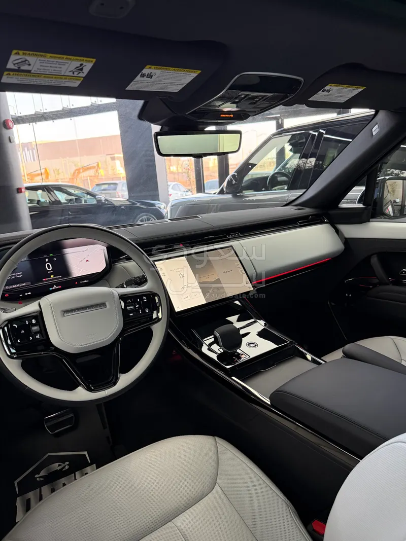 2025 لاند روفر رينج روفر سبورت اتش اس اي