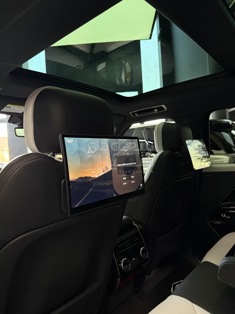 2025 لاند روفر رينج روفر سبورت اتش اس اي