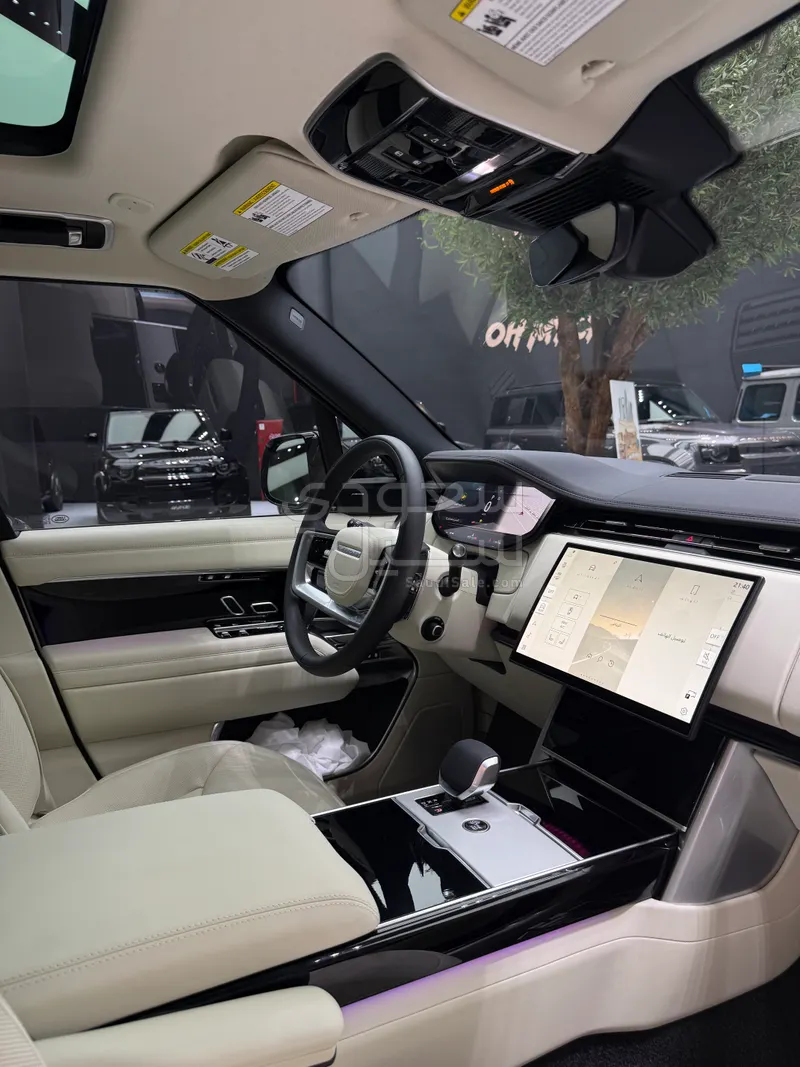 2025 لاند روفر رينج روفر اتش اس اي