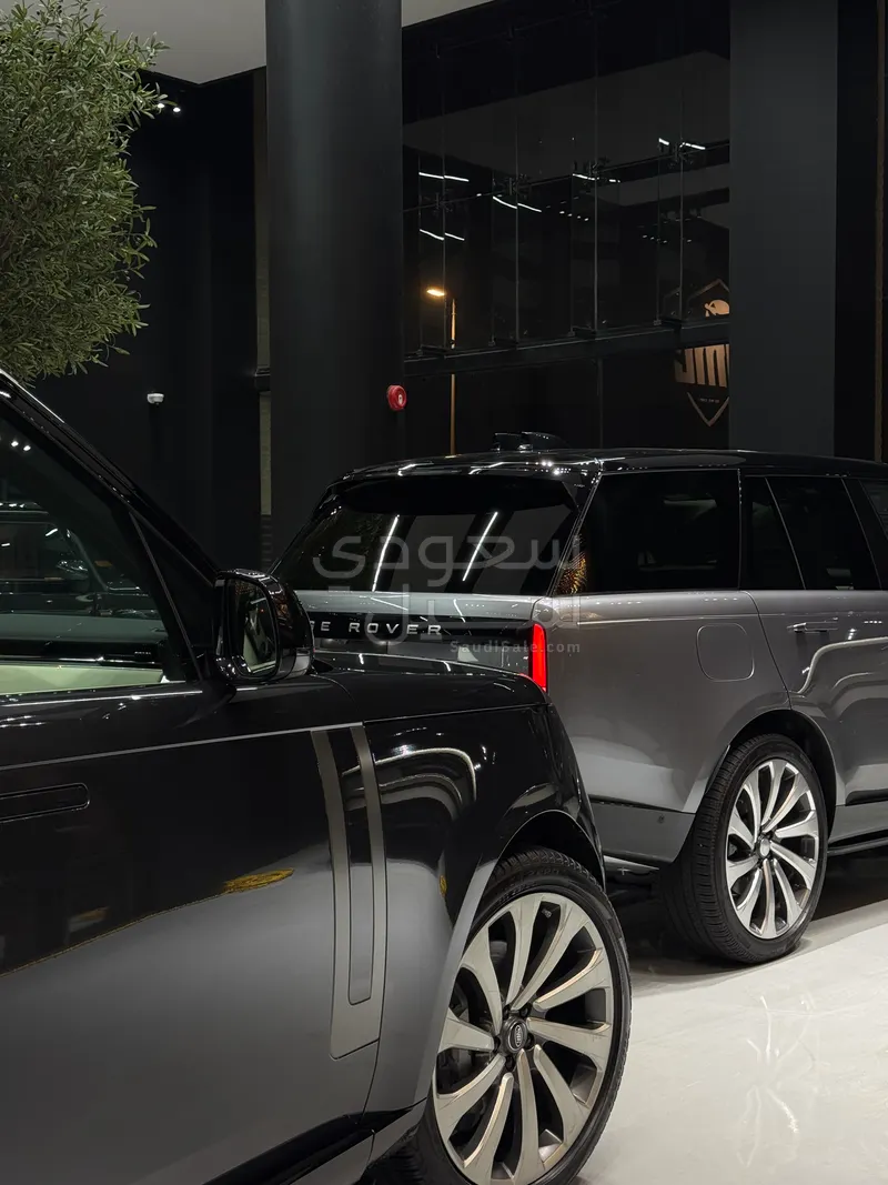 2025 لاند روفر رينج روفر اتش اس اي