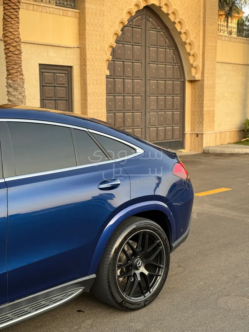 2021 مرسيدس - بنز جي إل إي 450 كوبيه