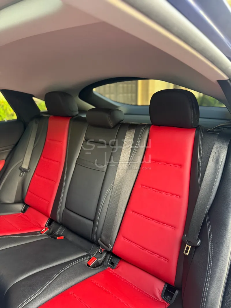 2021 مرسيدس - بنز جي إل إي 450 كوبيه