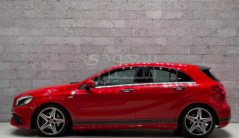 2018 مرسيدس - بنز أي 250