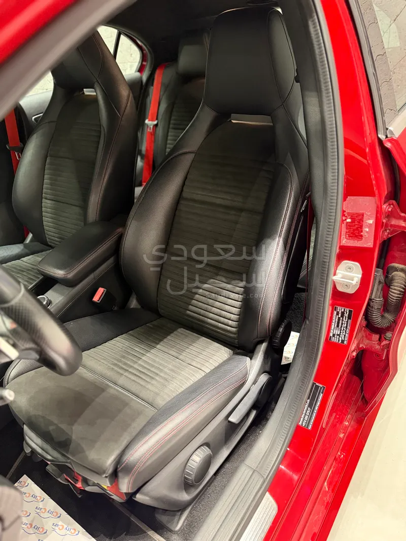 2018 مرسيدس - بنز أي 250