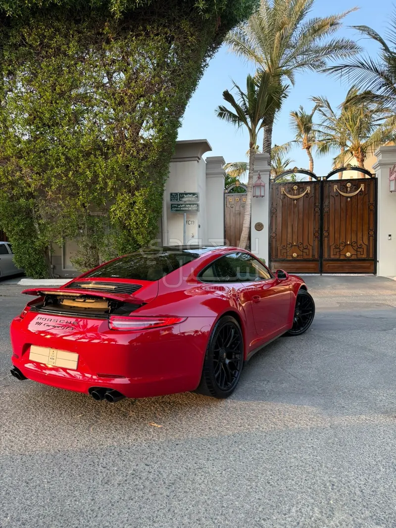 2015 بورش 911 كاريرا جي تي اس